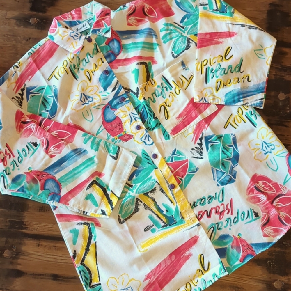 Summer Fun Button Down Shirt. Sz XL.